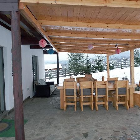 Vila Rem Bran  Exteriör bild